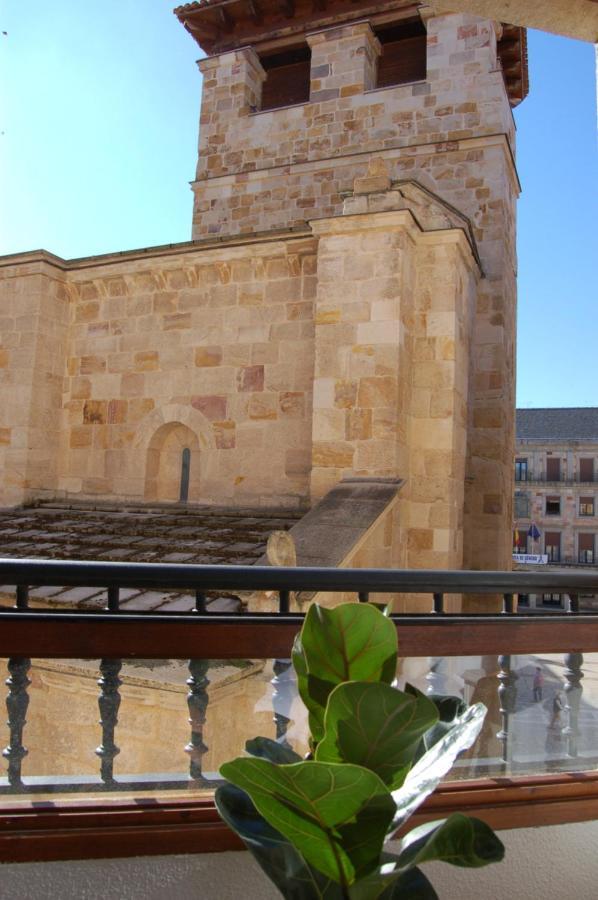 La Casa De Zamora Bagian luar foto